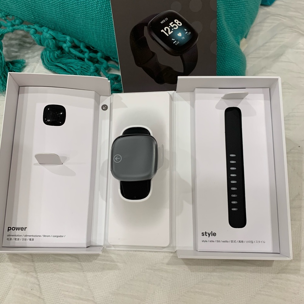 Fitbit versa 3 brand new